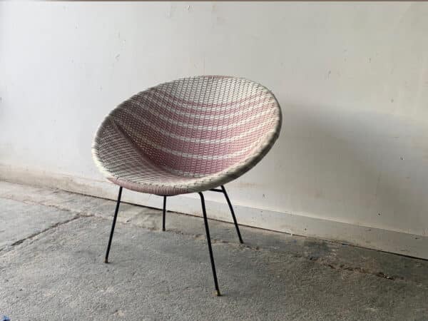 1950’s vintage woven vinyl Sputnik cone satellite chair