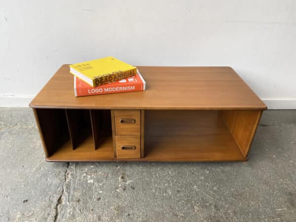 1960’s Mid-Century Modern TV unit by Meredrew - Image 6