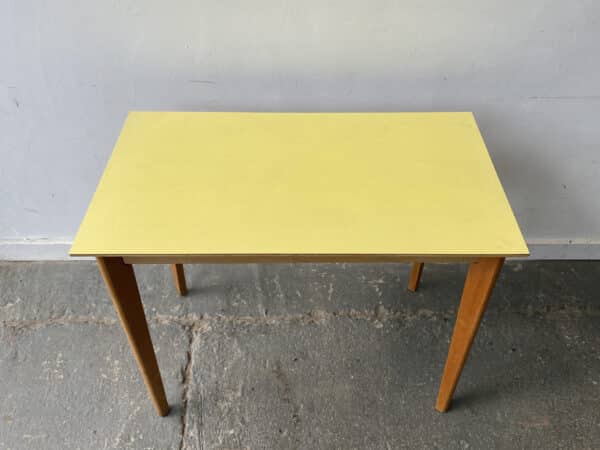 Mid-Century vintage Formica kitchen dining table - Image 2