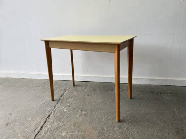 Mid-Century vintage Formica kitchen dining table - Image 3