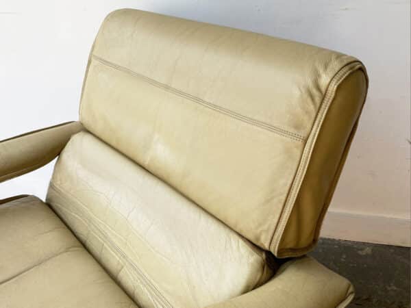 Mid-Century modern ‘Pieff’ leather ‘Gamma’ lounge chair by Tim Bates - Image 3