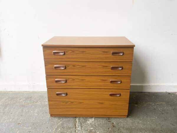 Mid-Century Modern Chest of Drawers by Schreiber Furniture - Image 4