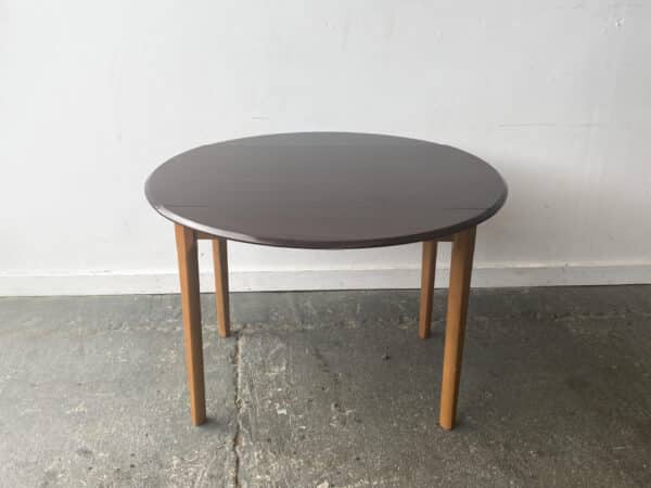 1960s Mid-Century small kitchen drop leaf table - Image 3