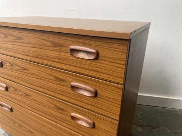 Mid-Century Modern Chest of Drawers by Schreiber Furniture - Image 8