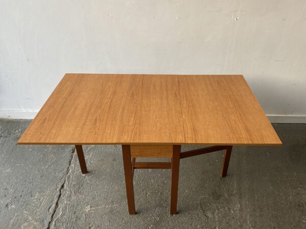 Mid-Century 1960s retro vintage large drop leaf table - Image 3