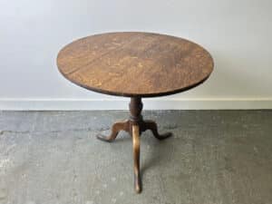 19th Century Oak Tilt-Top Occasional Table with Tripod Base and Turned Pedestal